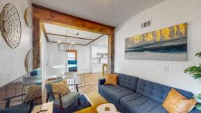 Modern Room near Tampa Beaches